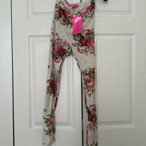 betsey johnson roses print leggins